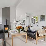 Domi - 1-3km From The Sea By Interhome