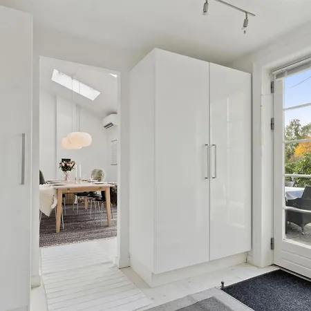 Domi - 1-3km From The Sea By Interhome