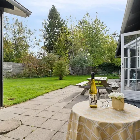 Domi - 1-3km From The Sea By Interhome *