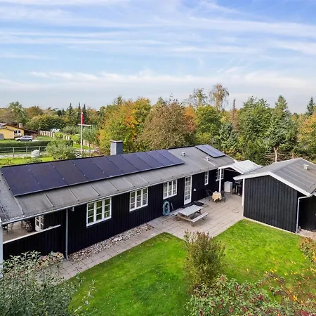 Domi - 1-3km From The Sea By Interhome Rageleje